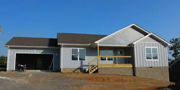 331 Thomas Loop Rd