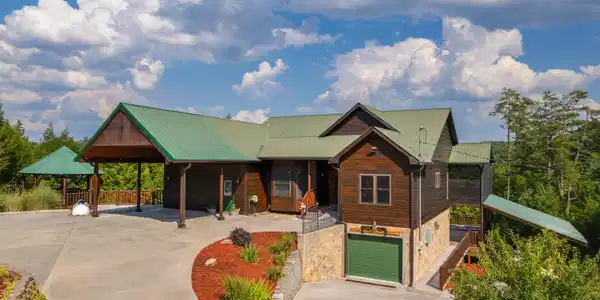 1819 Skyhawk Lane