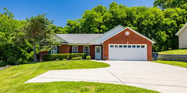 4112 Riverstone Lane