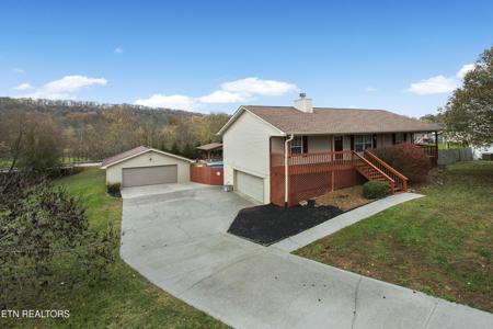7591 Rising Brooks Lane