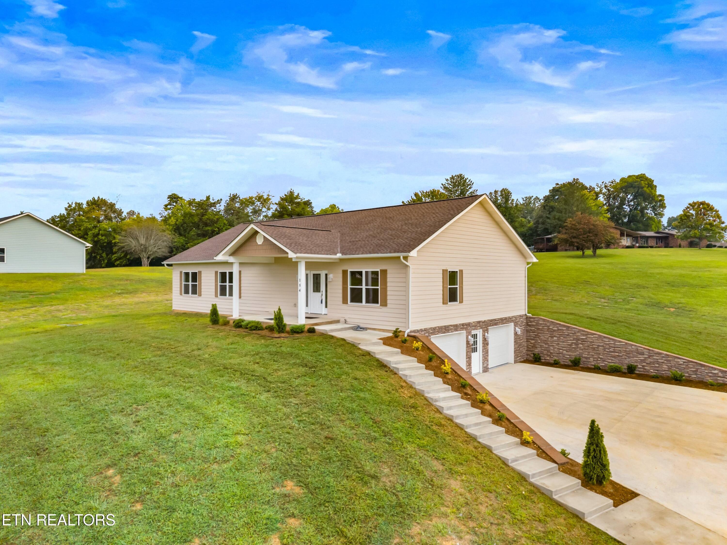 Image 2: 006-154PeaceRoad-Newport-TN-37821-SMALL