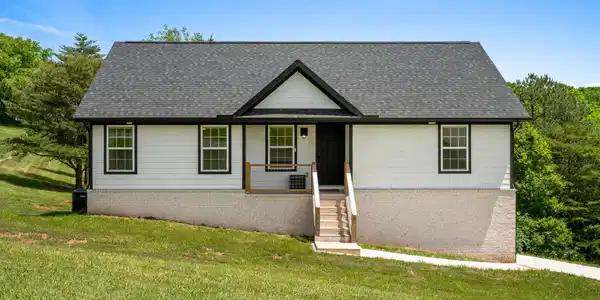 3886 Settlers Tr