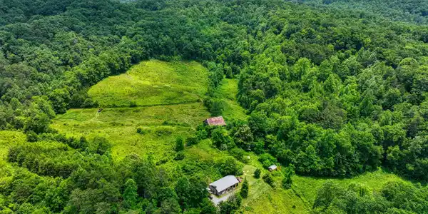 Image 3: DJI_20250611133918_0874_D_71