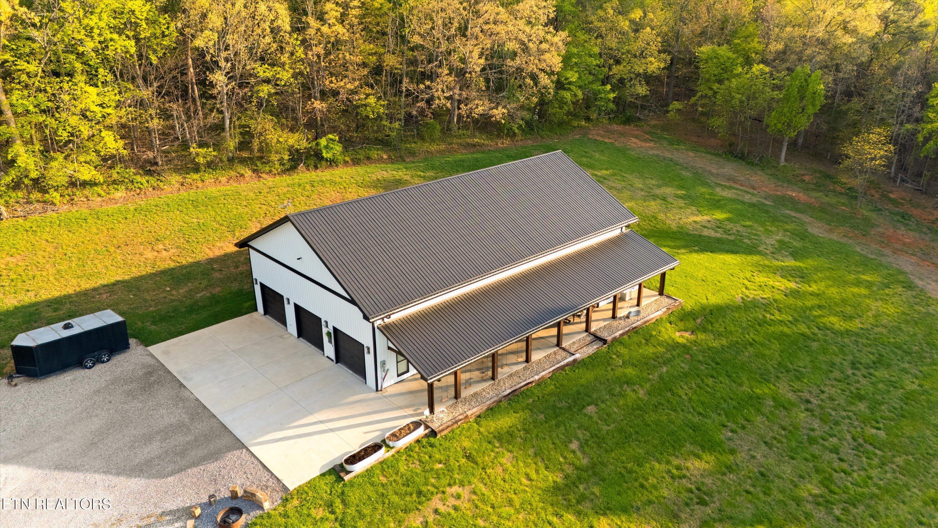Image 2: EXTERIOR