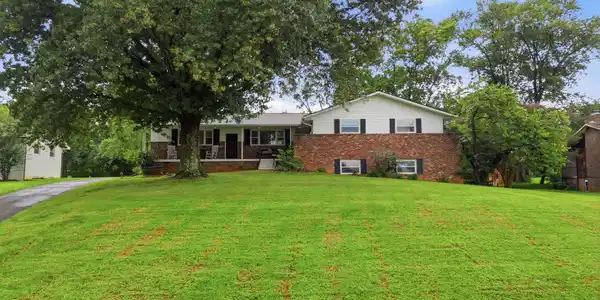 5421 Shenandoah Drive