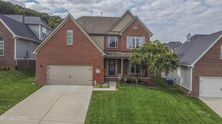 1823 Shadyside Lane