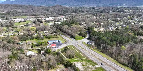 Image 3: DJI_0306.00_03_31_56