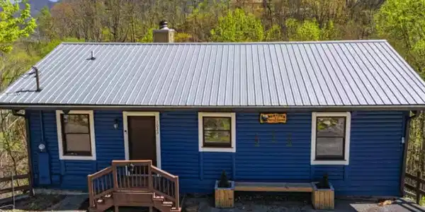 1023 Twin Oaks Rd