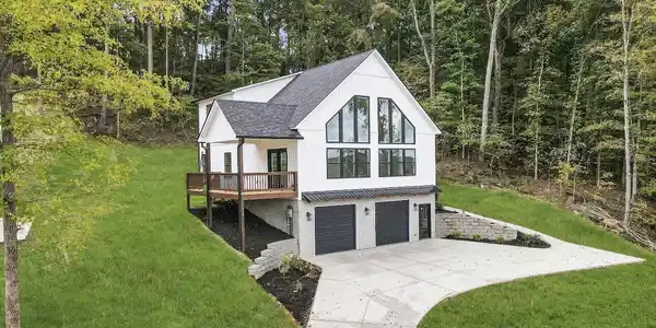 246 Clear Creek Rd