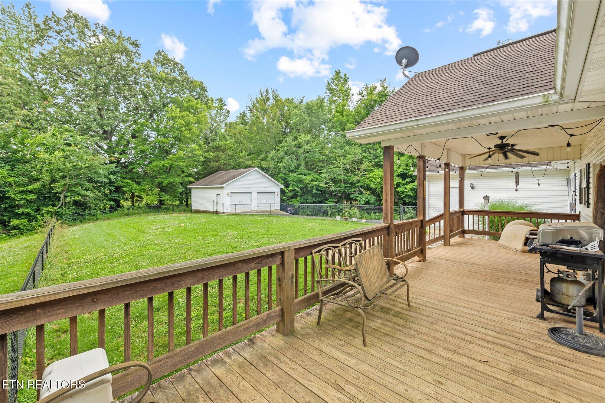 Image 3: 06-5546 Old Kentucky Rd, Byrdstown_9344
