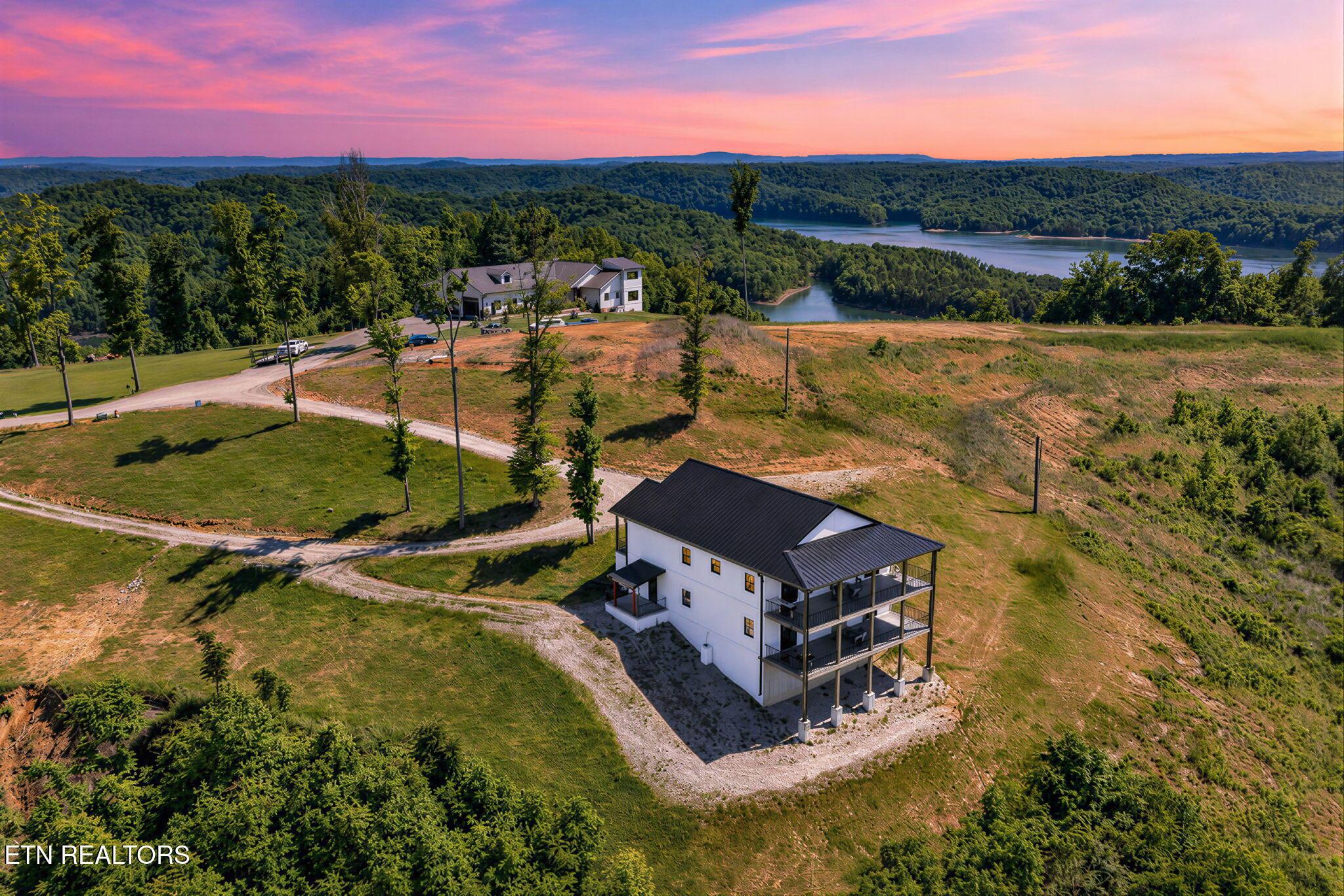 Image 2: 2-web-or-mls-448 Taylor Rd tw-002