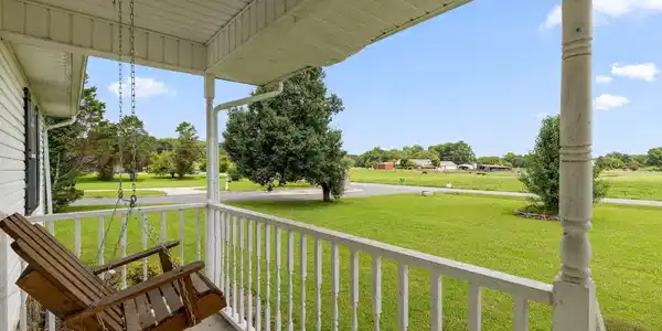 Image 3: porch