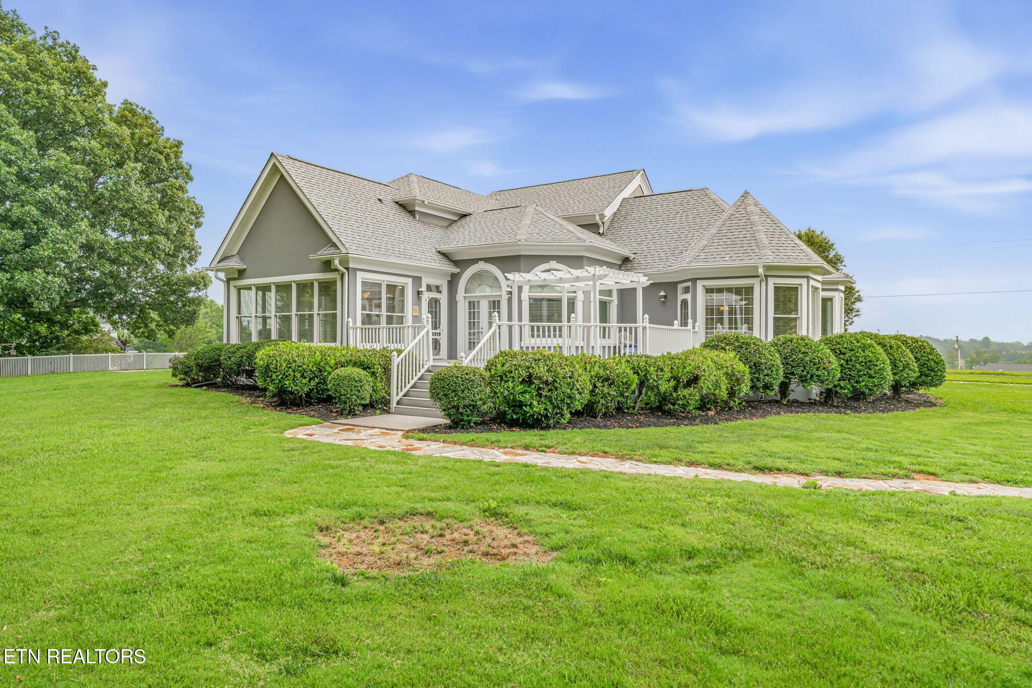 Image 4: 53-web-or-mls-122 Highland Drive-47