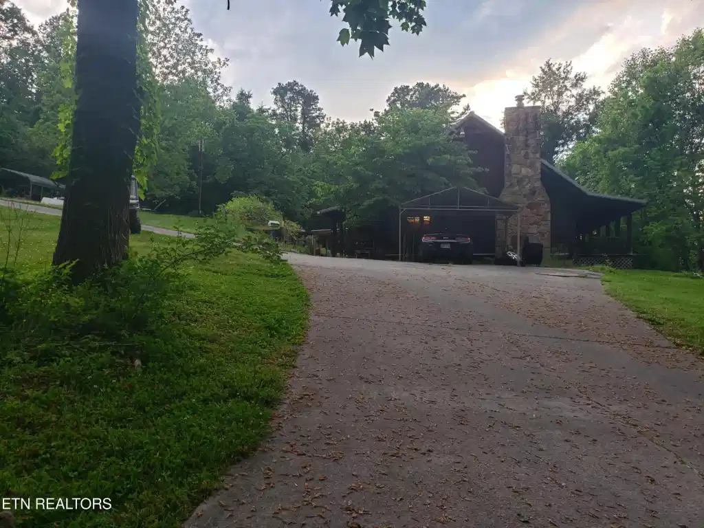 Image 1: Cabin