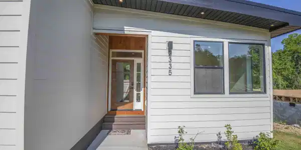 Image 4: exterior 4_1