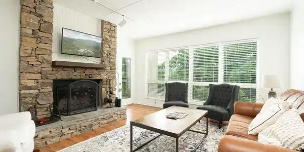 1130 Ski View Drive