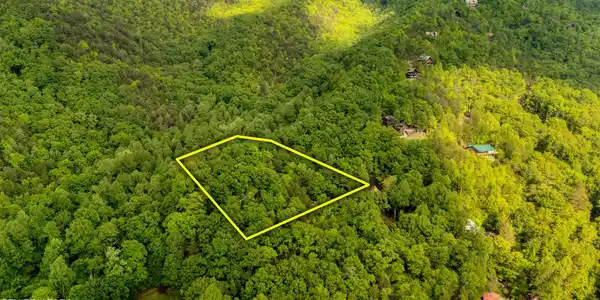 Lot 3 Ravens Den Way
