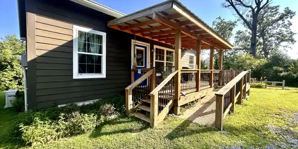 384 Loop Rd