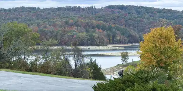 Image 3: Driveway view