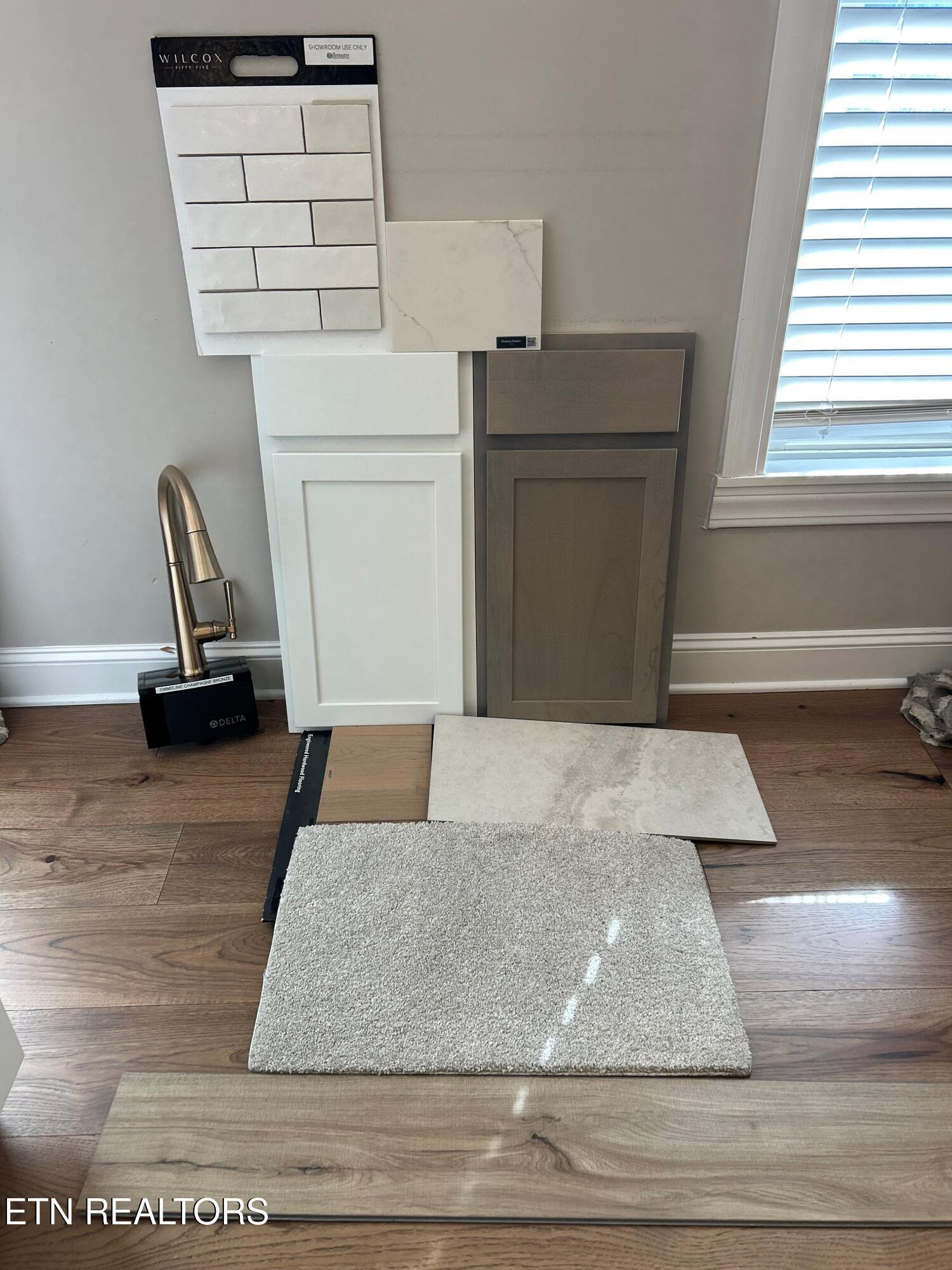 Image 4: PCR-189-Interior-Selections