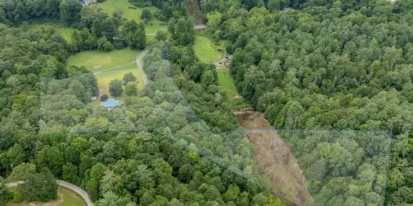 Image 4: DJI_20260721174342_0180_D-HDR-LOT-LINES