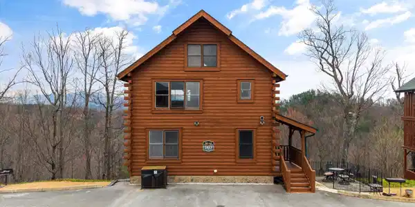 2833 White Oak Ridge Lane