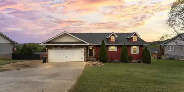 157 Clear Creek Rd