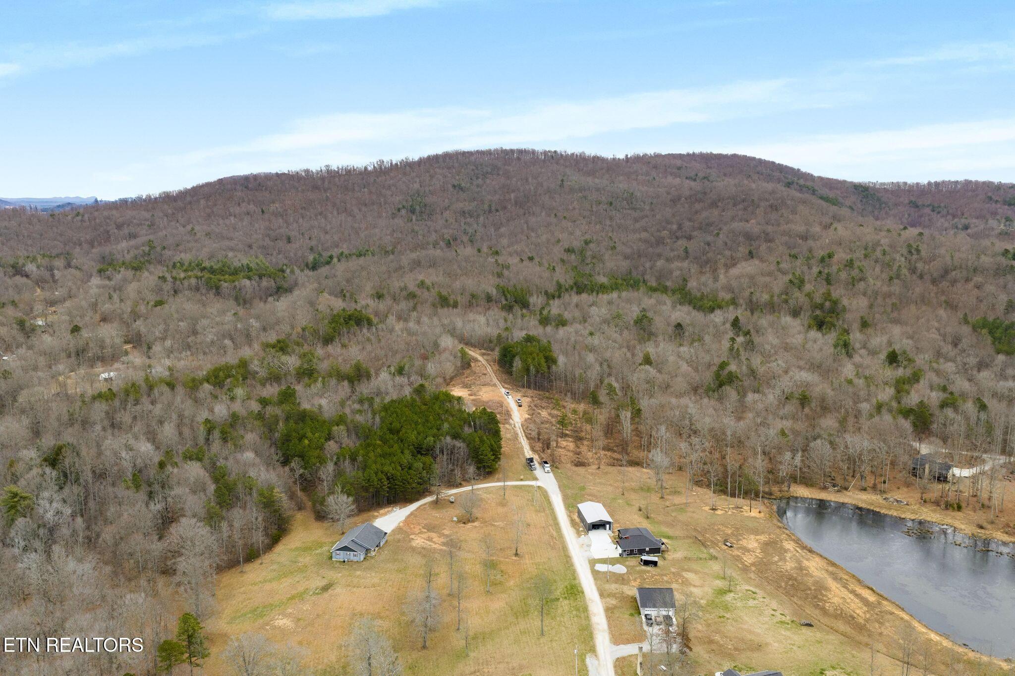 Image 3: 5-web-or-mls-DJI_20251216134612_0261_D