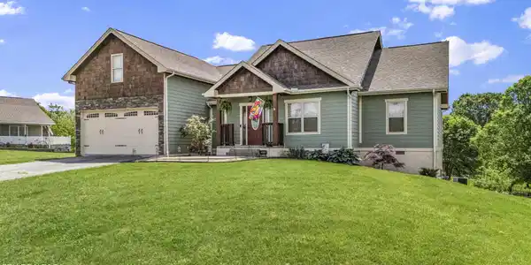 2830 Dalton Drive