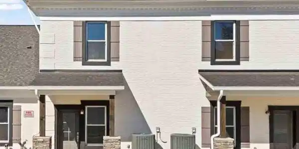 4411 Legends Way