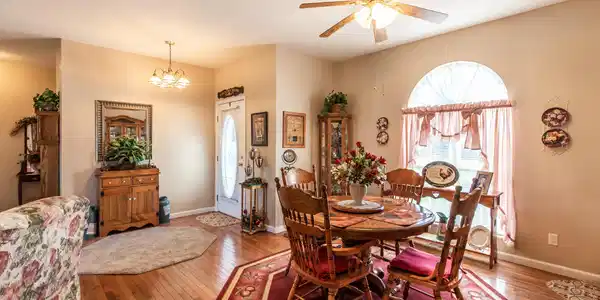 Image 3: 159 Austin Lane-12