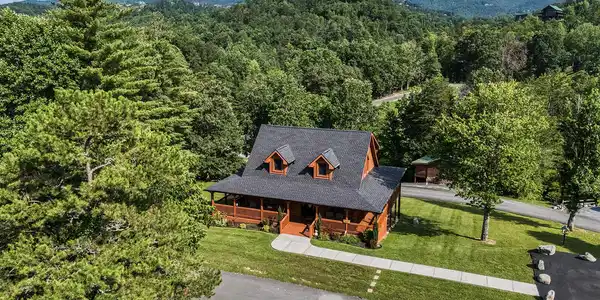 Image 4: 2028 Piney Overlook Ln-0002