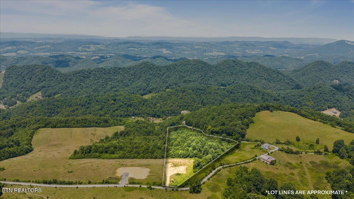 Image 3: 06-Bundren Mountain Rd