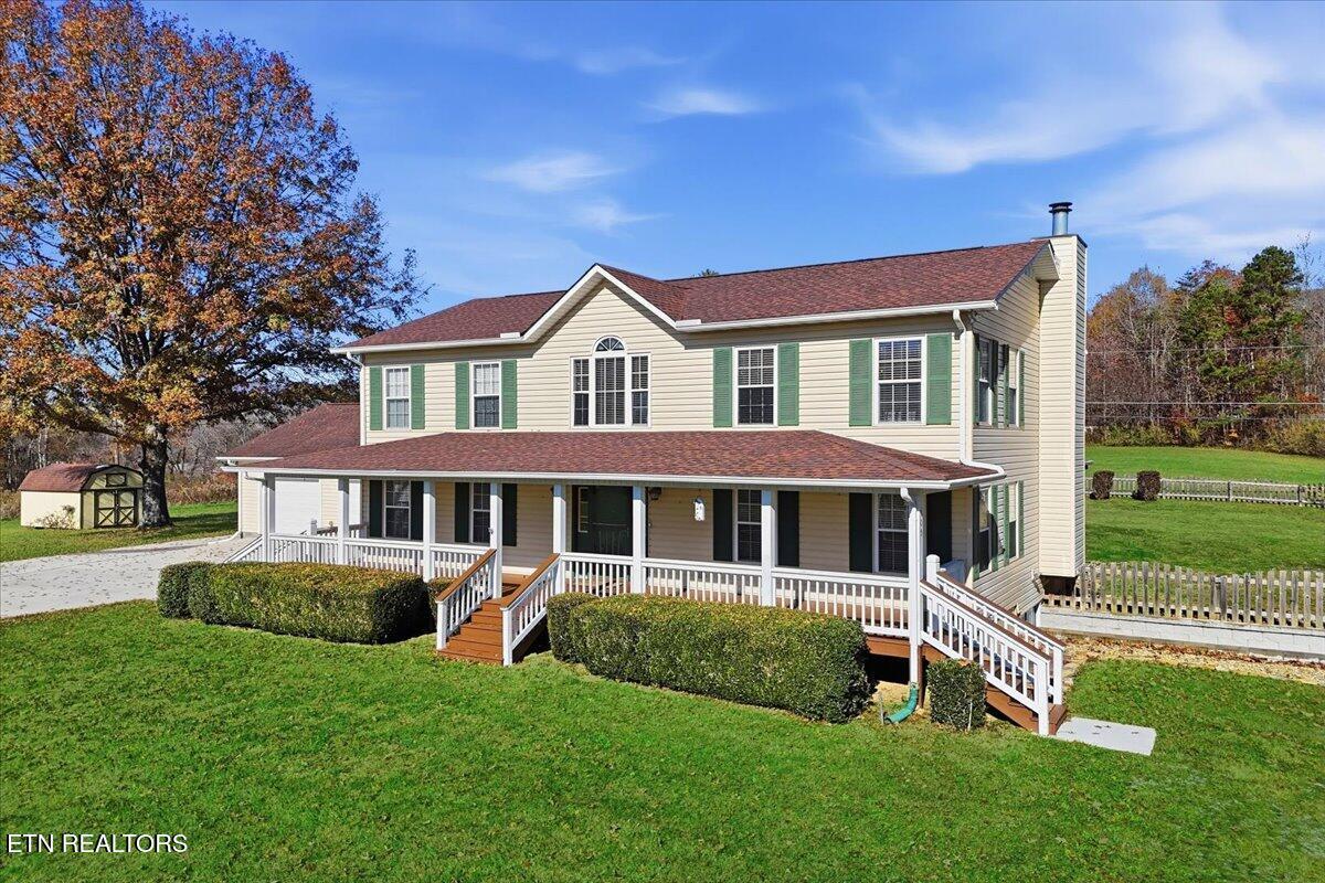 Image 3: 03-003_DJI_20251111114040_0210_D_grass_5