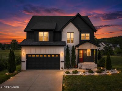 273 SW Autumn Wind Drive