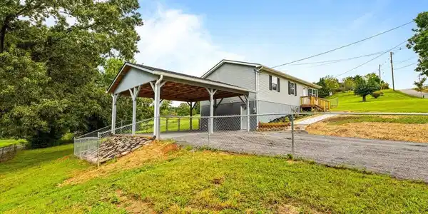 Image 3: 03-403 Foley Hill Rd