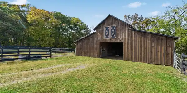 Image 4: 52-web-or-mls-Lghtn445 (143)