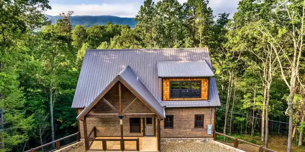 4224 Mountain Rest Way