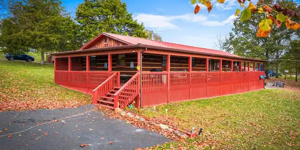 2472 Doe Rd