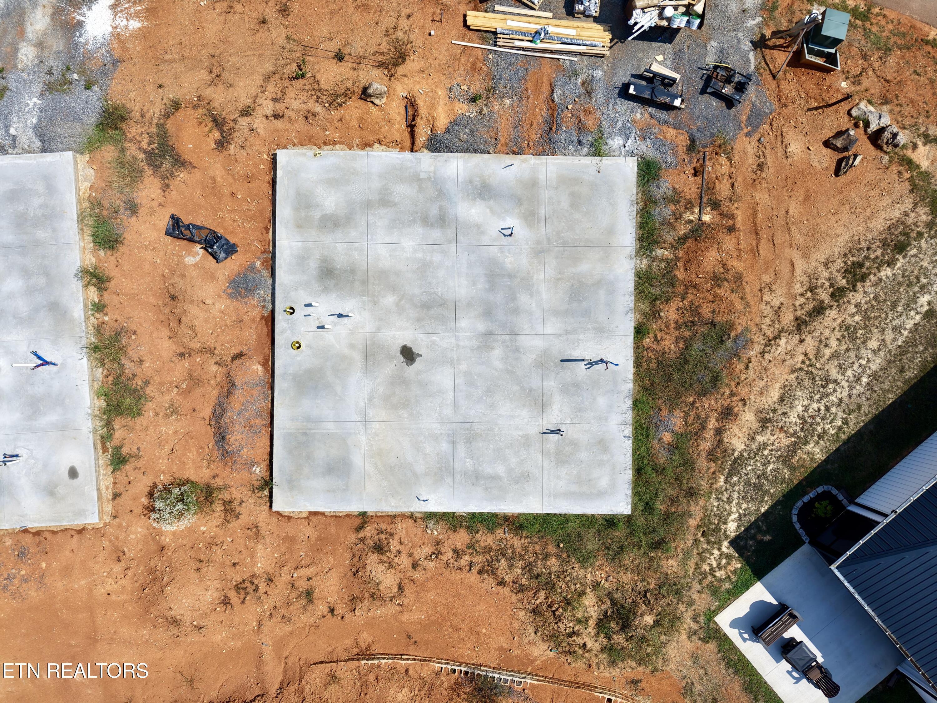 Image 2: B Lot 86