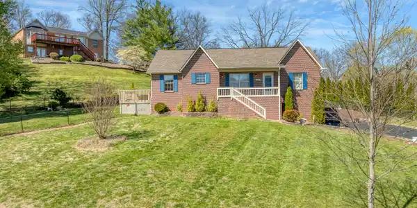 1580 Pin Oak Drive