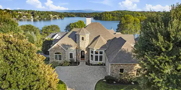 1500 Rarity Bay Pkwy