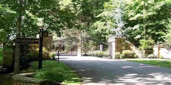 Lot 4 Enclave Park Way