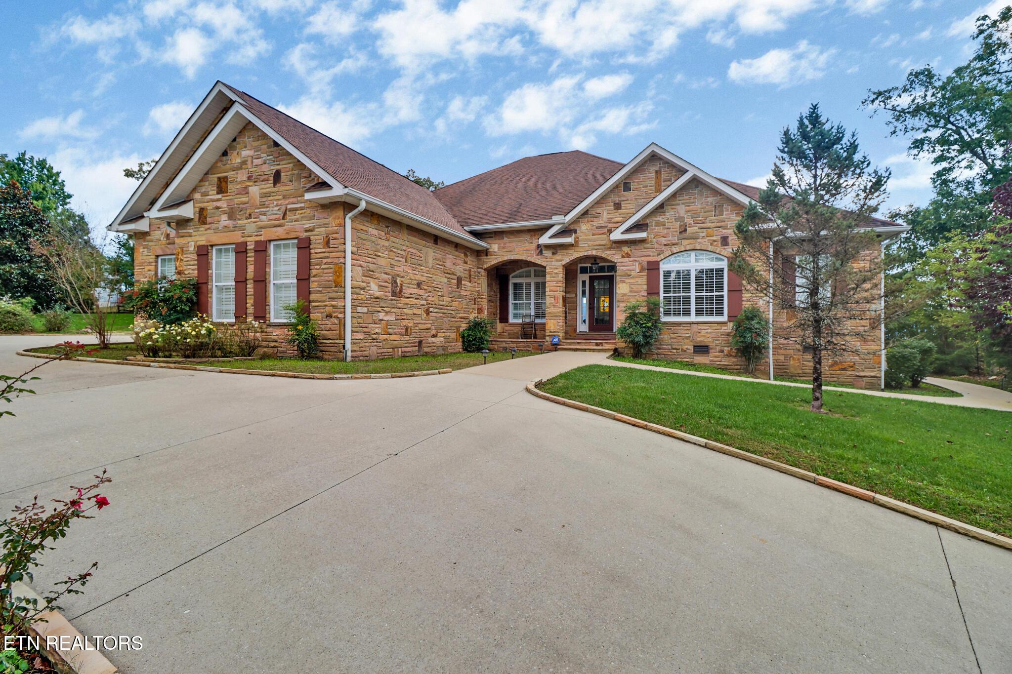 Image 1: if1a1834-if1a1838