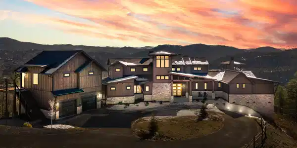 3118 Smoky Bluff Tr