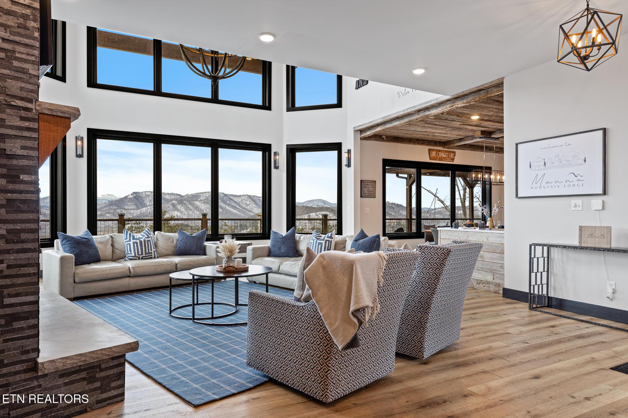 Image 4: Great Room