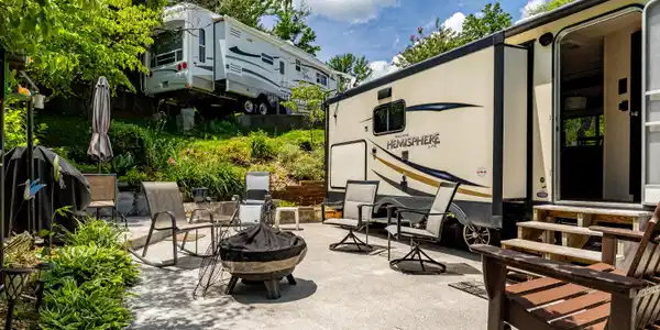 Image 3: Lot39SundownResort-18