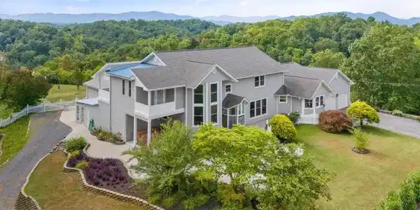 1491 Shenandoah Way