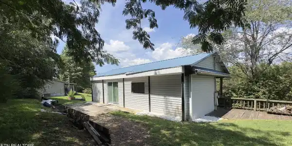 105 Mountain Meadows Drive