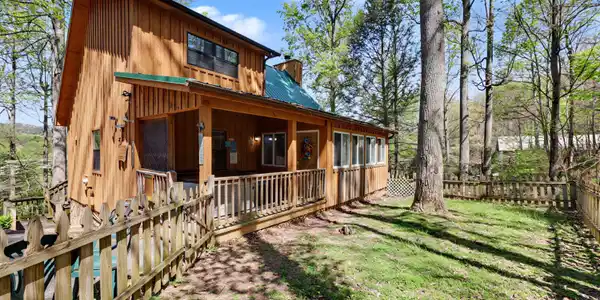 3421 Shelnutt Way